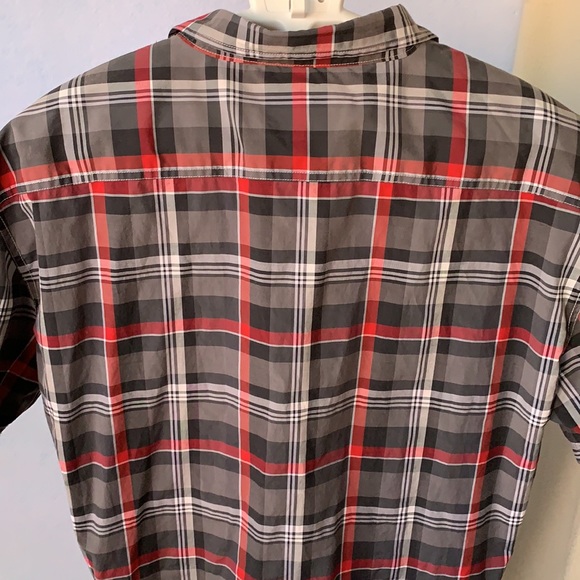 Ecko Unltd Plaid Short Sleeve Button Down Shirt - Picture 7 of 11